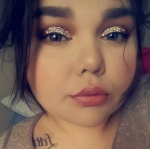 Meet your Posher, Alannah